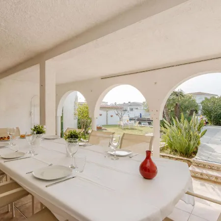 Residencia Maritima By Interhome Empuriabrava