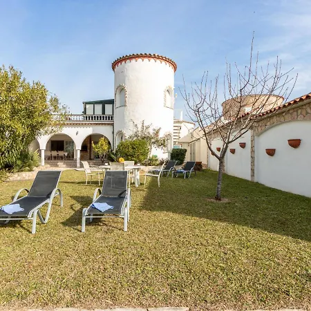 Residencia Maritima By Interhome Holiday home Empuriabrava