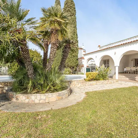 Holiday home Residencia Maritima By Interhome Empuriabrava