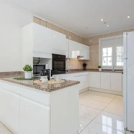 Residencia Maritima By Interhome Nyaraló
